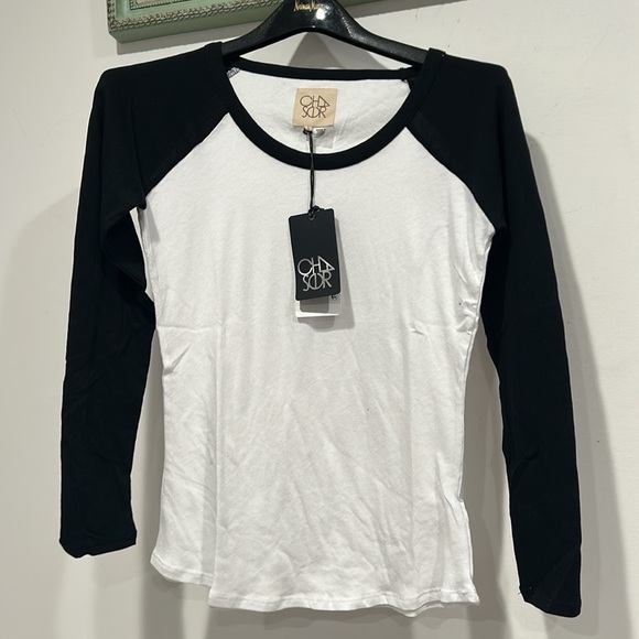 Chaser color-block Black and White Long Sleeve baseball T-shirt new size small - Picture 3 of 4